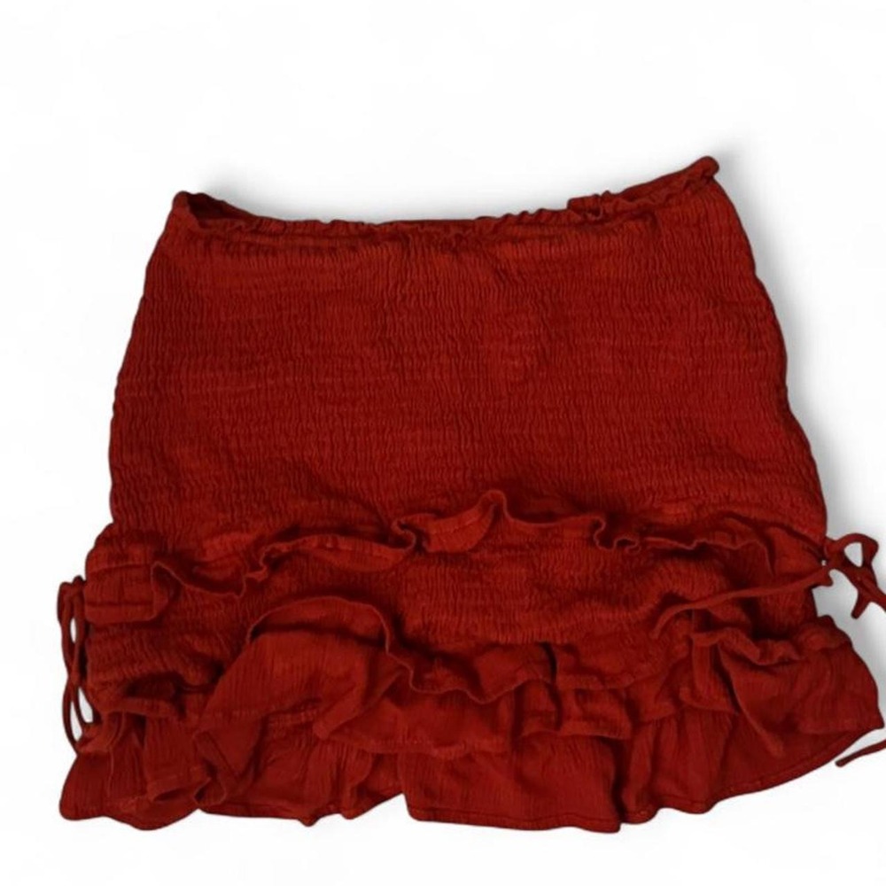 Le Lis Collection Scrunch Ruffle Skirt